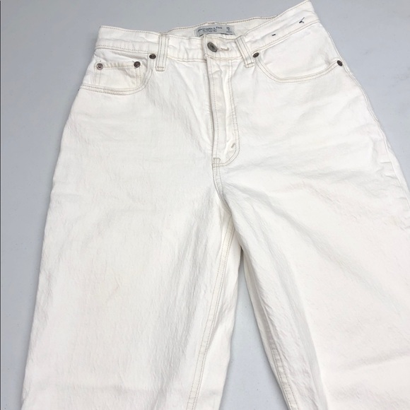 ABERCROMBIE & FITCH WHITE 90s ULTRA HIGH-RISE STRAIGHT JEANS 2/26x31 ⭐️ - Picture 4 of 14